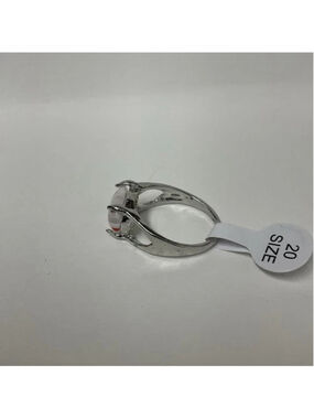 New with tags Summer Floral Glass‎ Ring Silver Tone Clear Glass Women 20